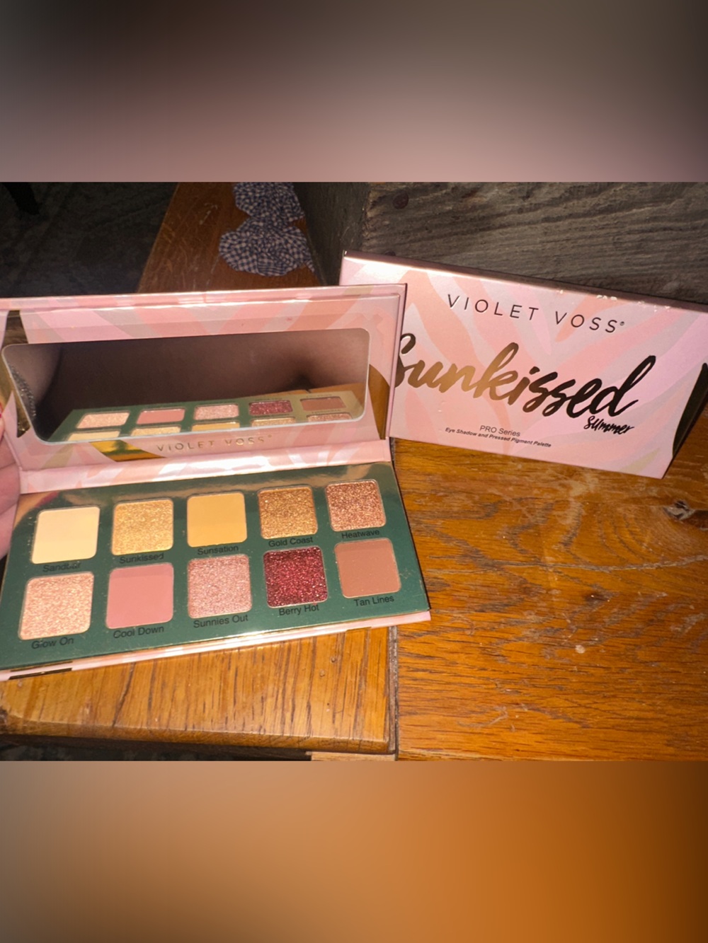 Violet Voss Eyeshadow Palette — Pink, Gold & Peach Tones